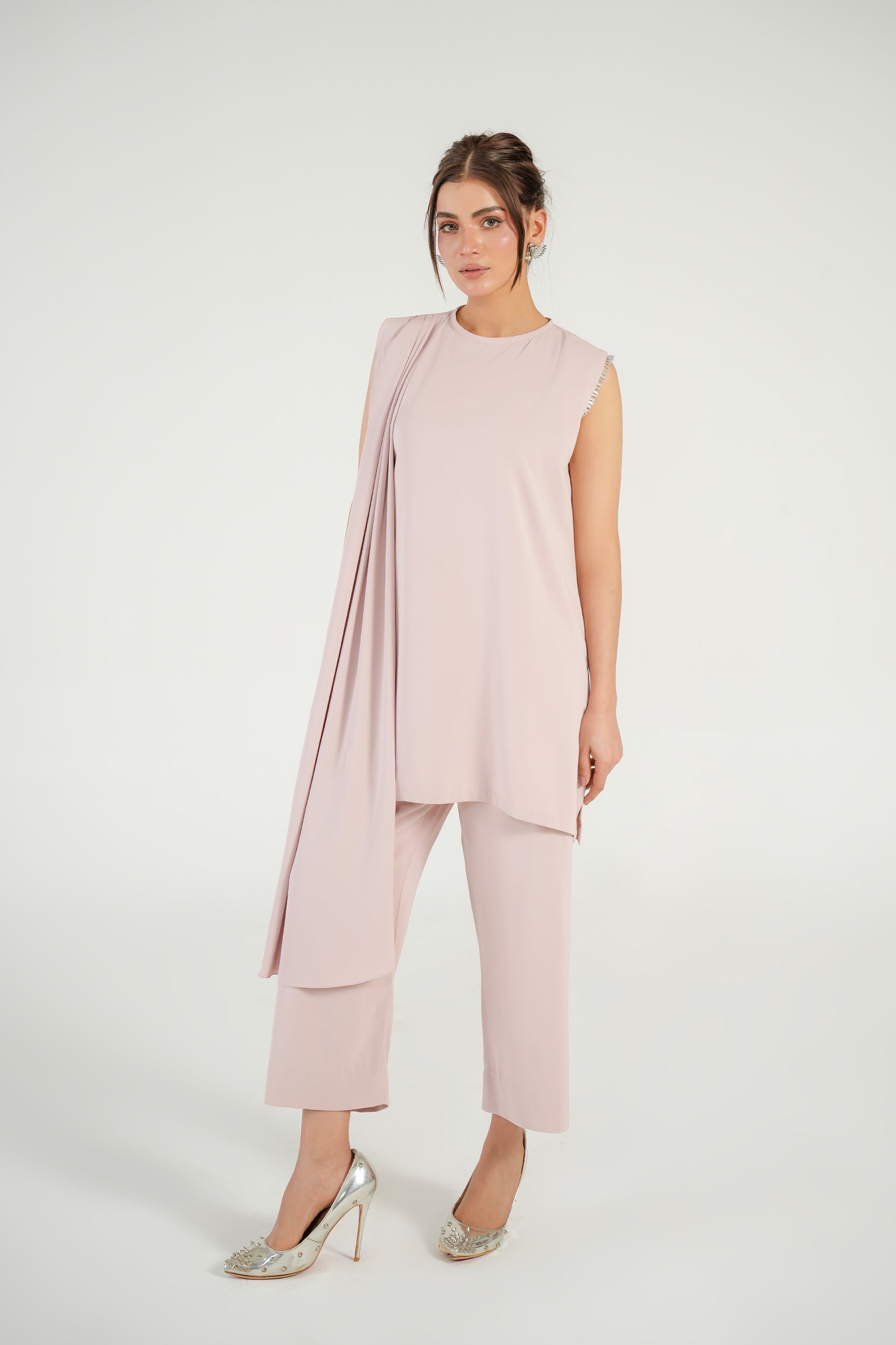 Nude veil